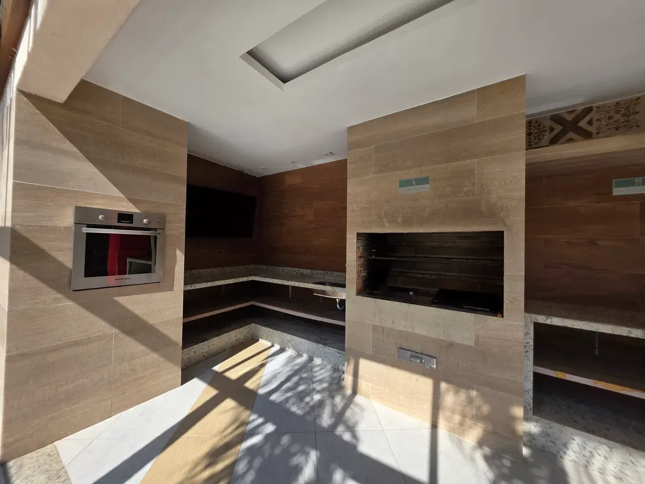 3-bedroom apartment with 5 bathrooms on the 5th floor — photo 34