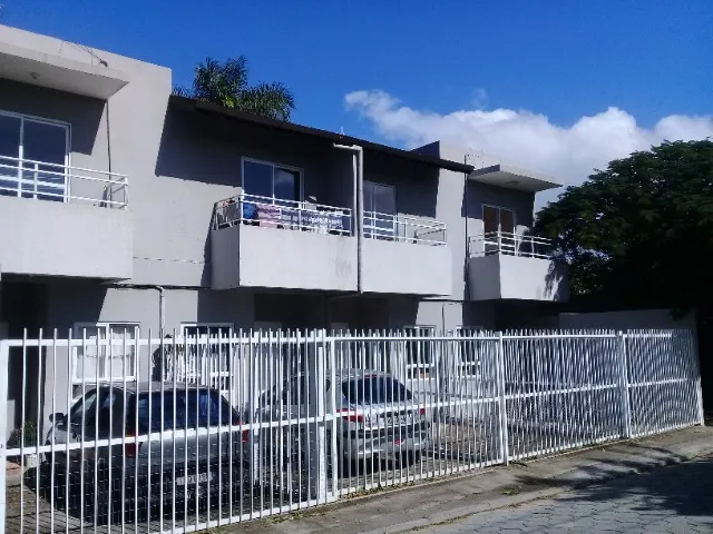 Duplex house with 2 bedrooms and a balcony