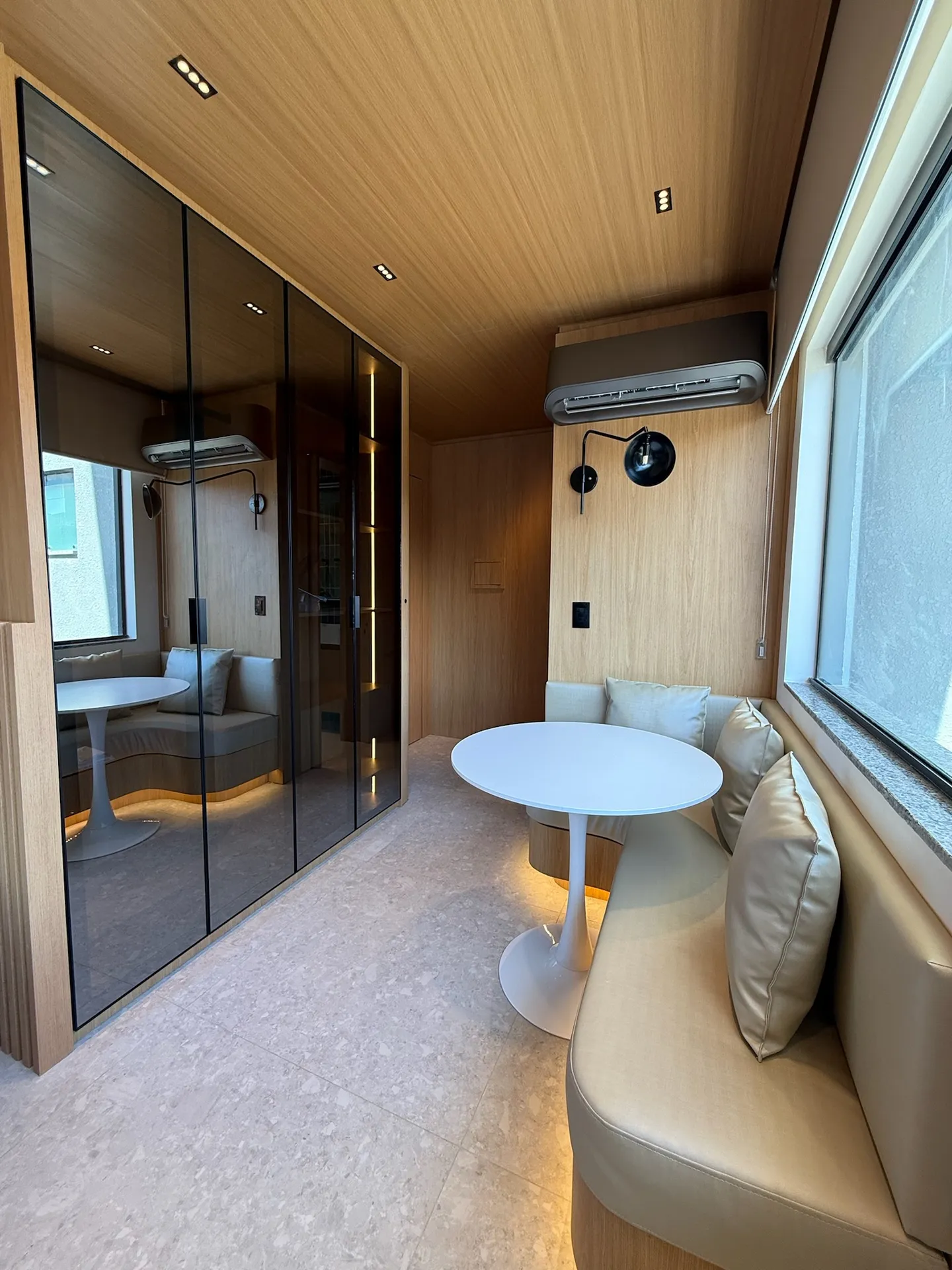 Studio with 1 bedroom, 1 bathroom and parking — photo 17