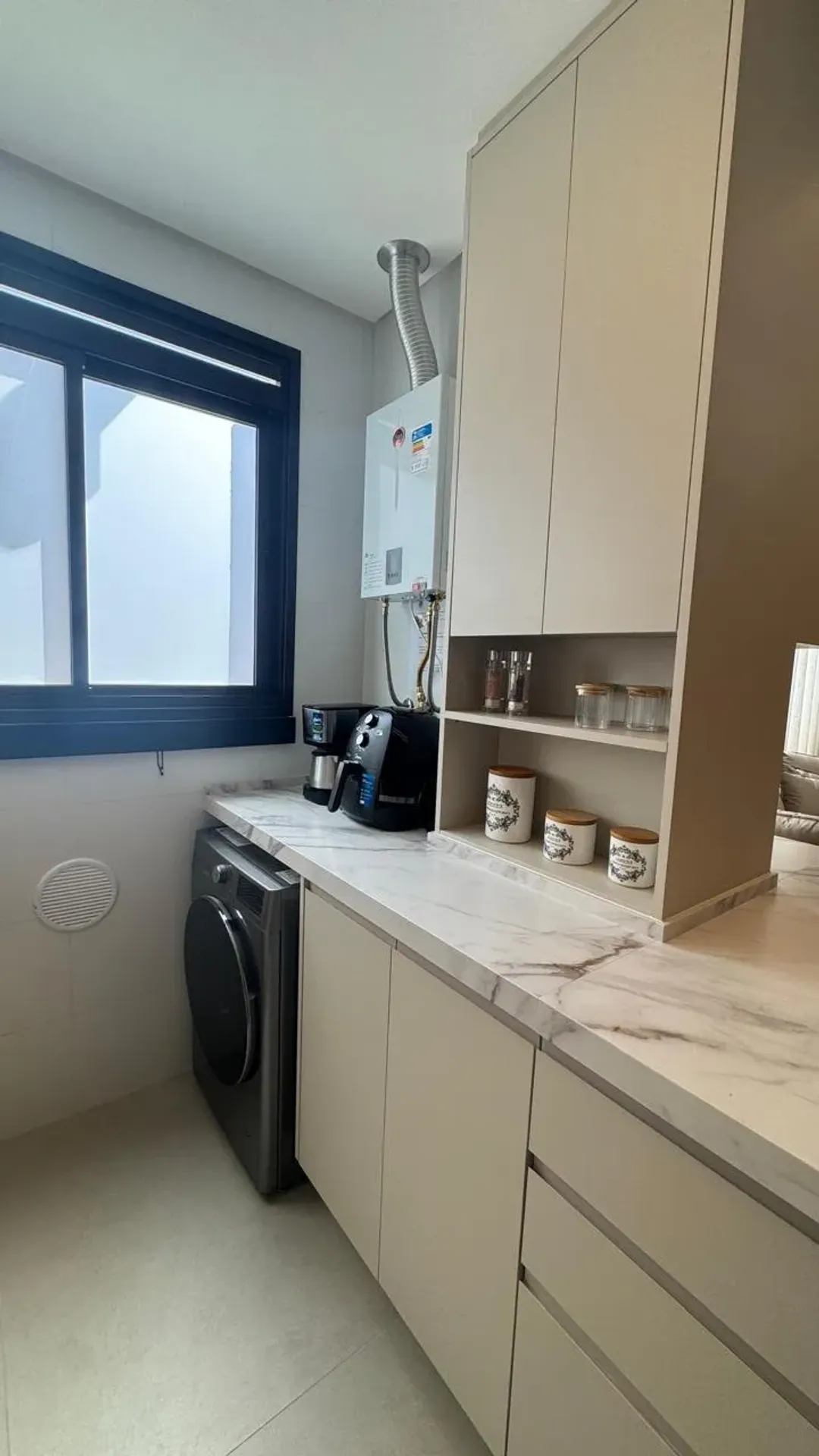 Apartamento de 60 m² com 1 suíte e cozinha aberta — photo 8