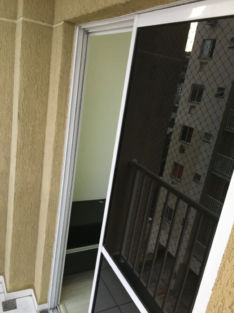 Apartamento de 2 quartos em condomínio com academia — photo 15
