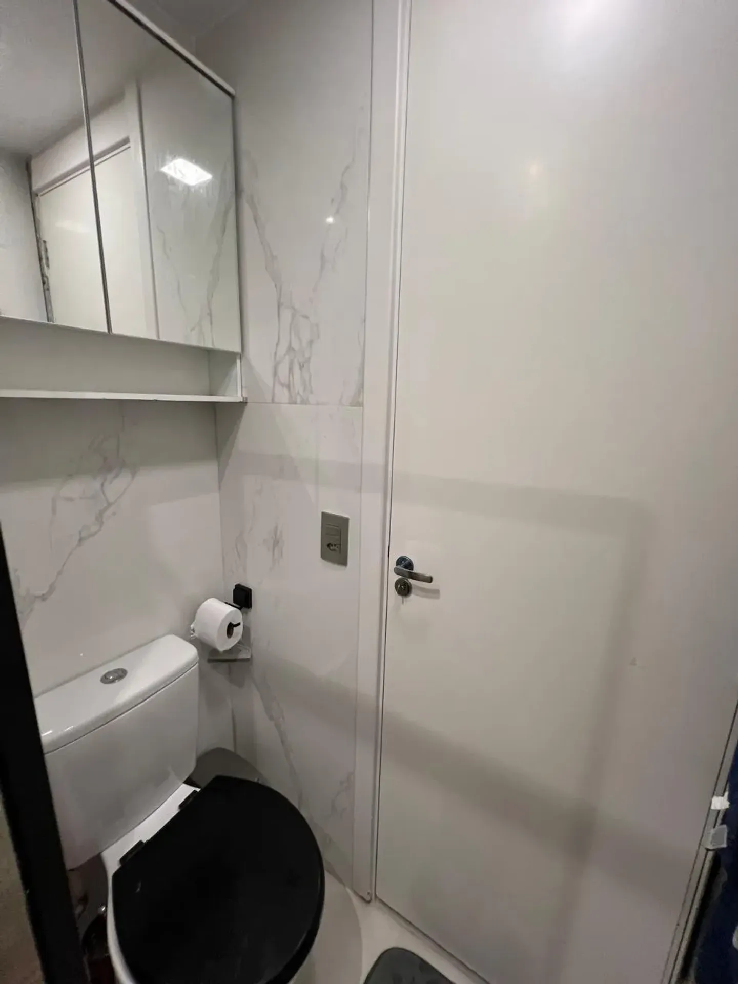 Furnished 1-bedroom apartment with a private garden — photo 3