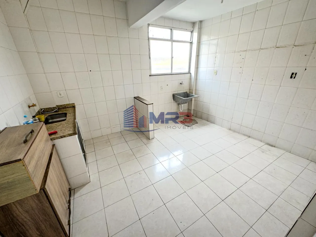 Rental apartment with 2 bedrooms and a balcony — photo 2
