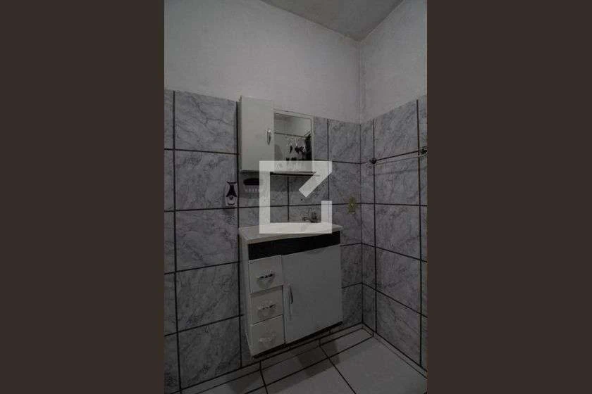 40 m² studio with an electric shower — photo 14