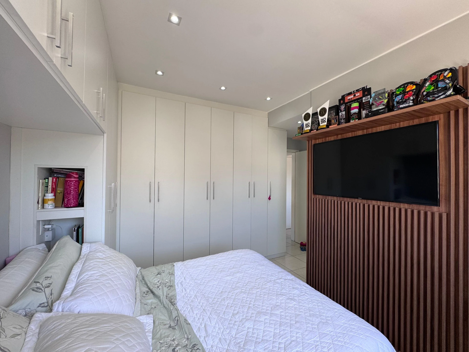 Apartamento mobiliado com 3 quartos e varanda e churrasqueira — photo 15