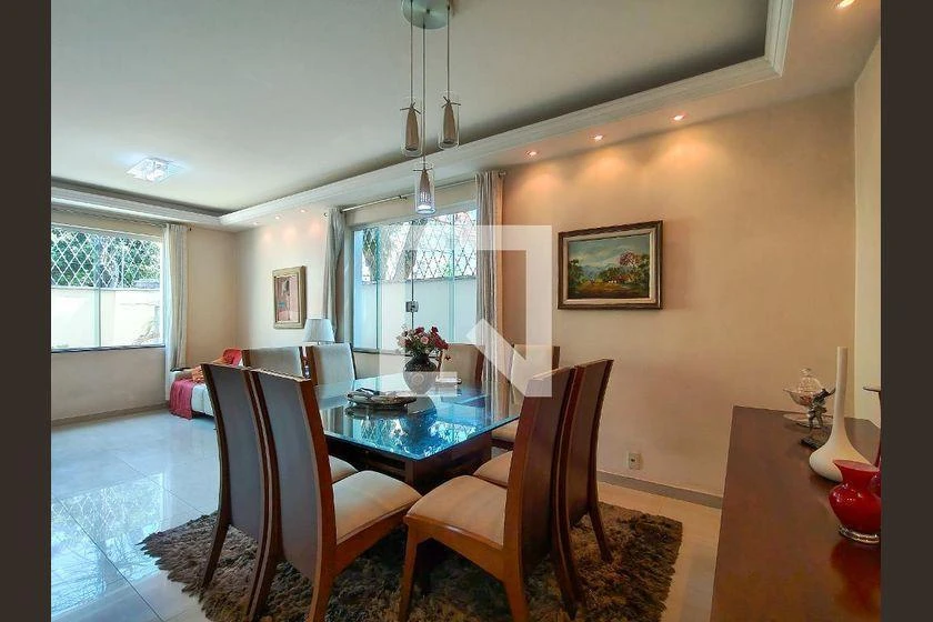 Furnished house with 3 bedrooms, 180 m² and 1 parking spot — photo 25