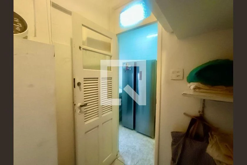Rental apartment with 2 bedrooms and a balcony — photo 46