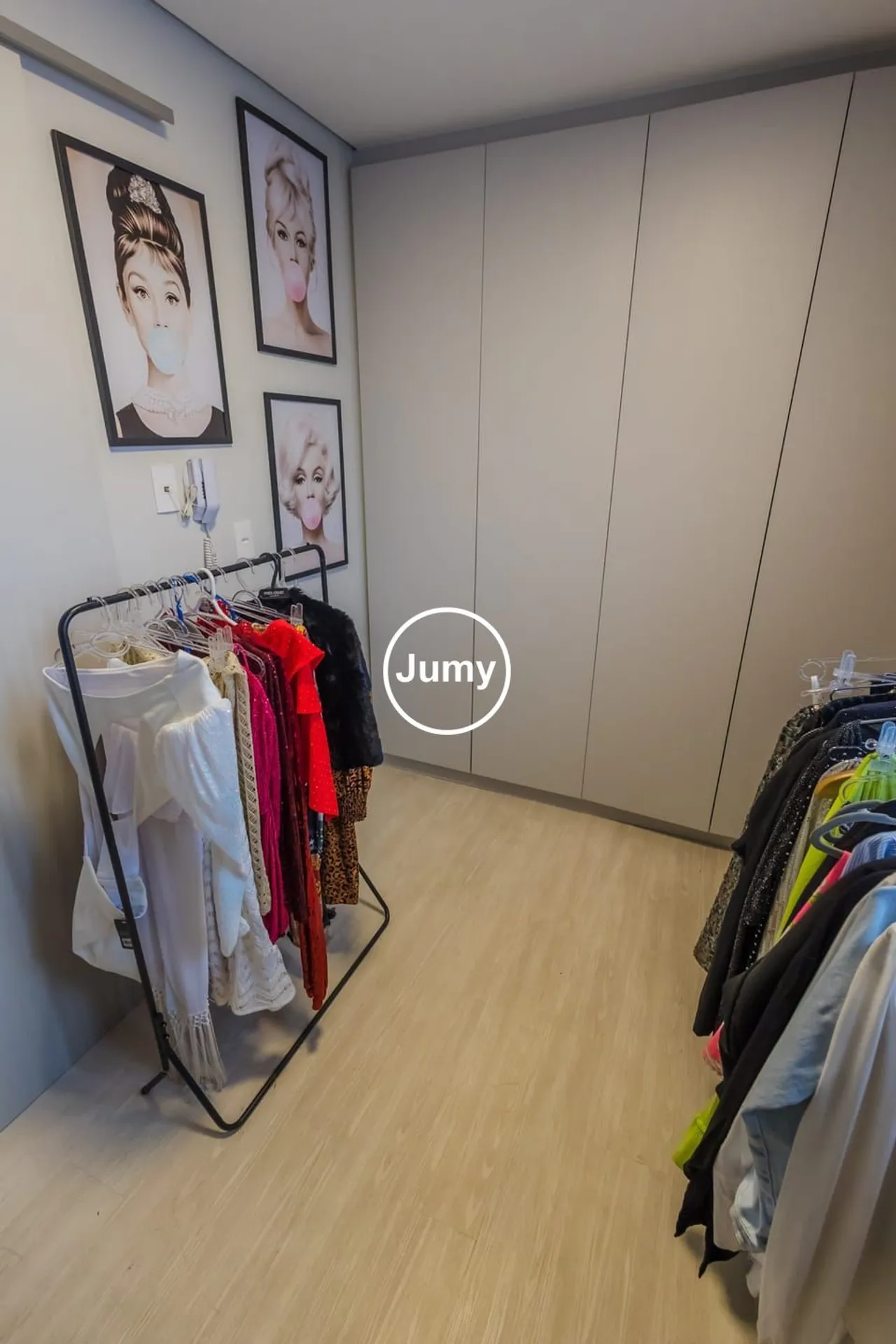 Furnished duplex apartment with 3 bedrooms and 2 parking — photo 45
