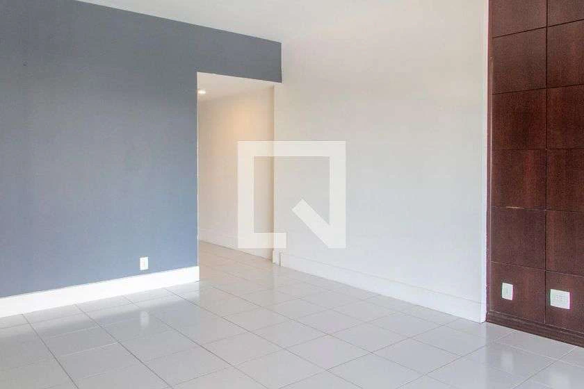 101 m² apartment with 2 en-suite bedrooms and balcony — photo 22