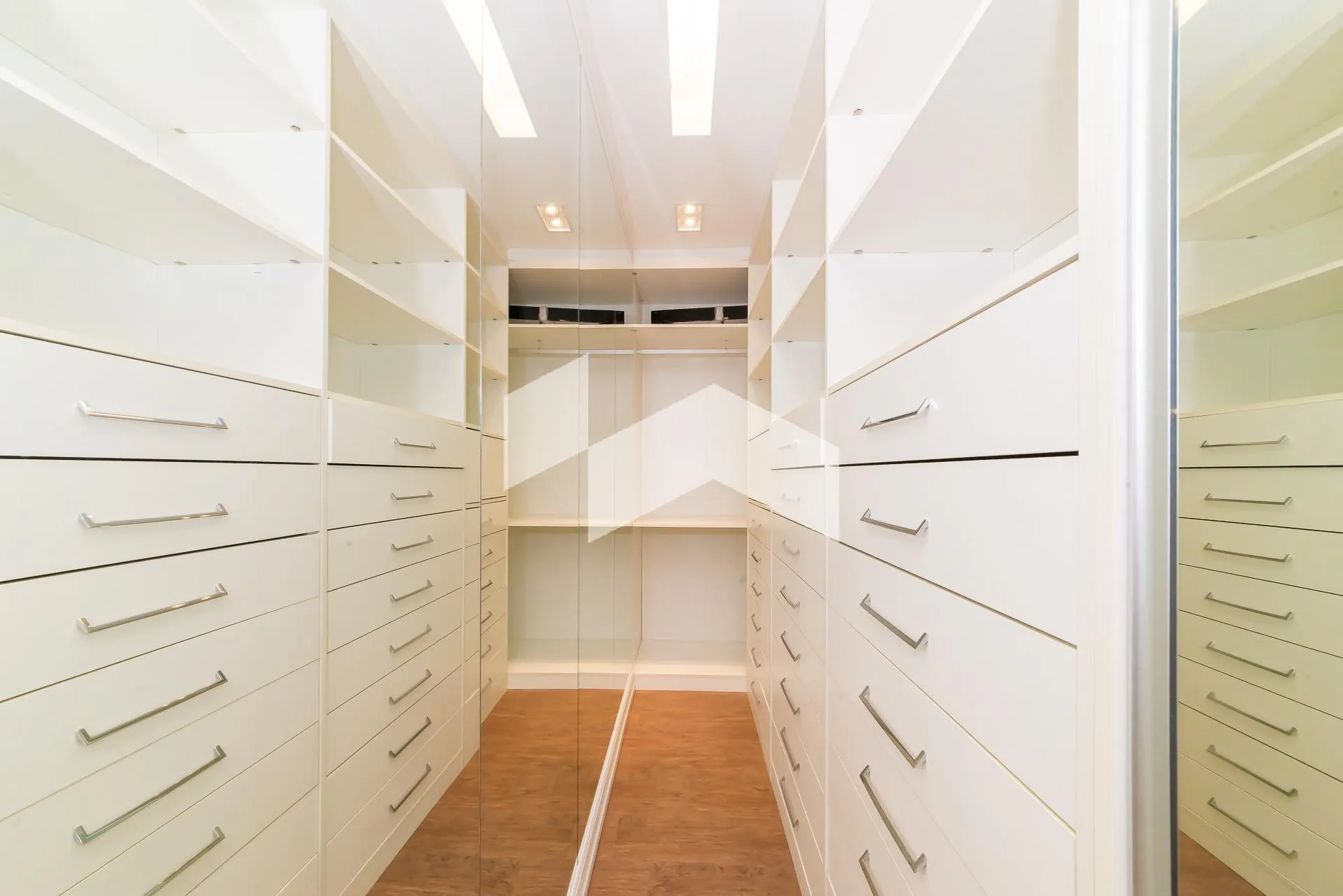 Apartamento sin amueblar de 112 m² con cocina abierta — photo 34