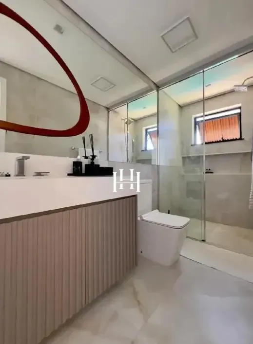 Furnished house, 800 m², with a bathtub — photo 20