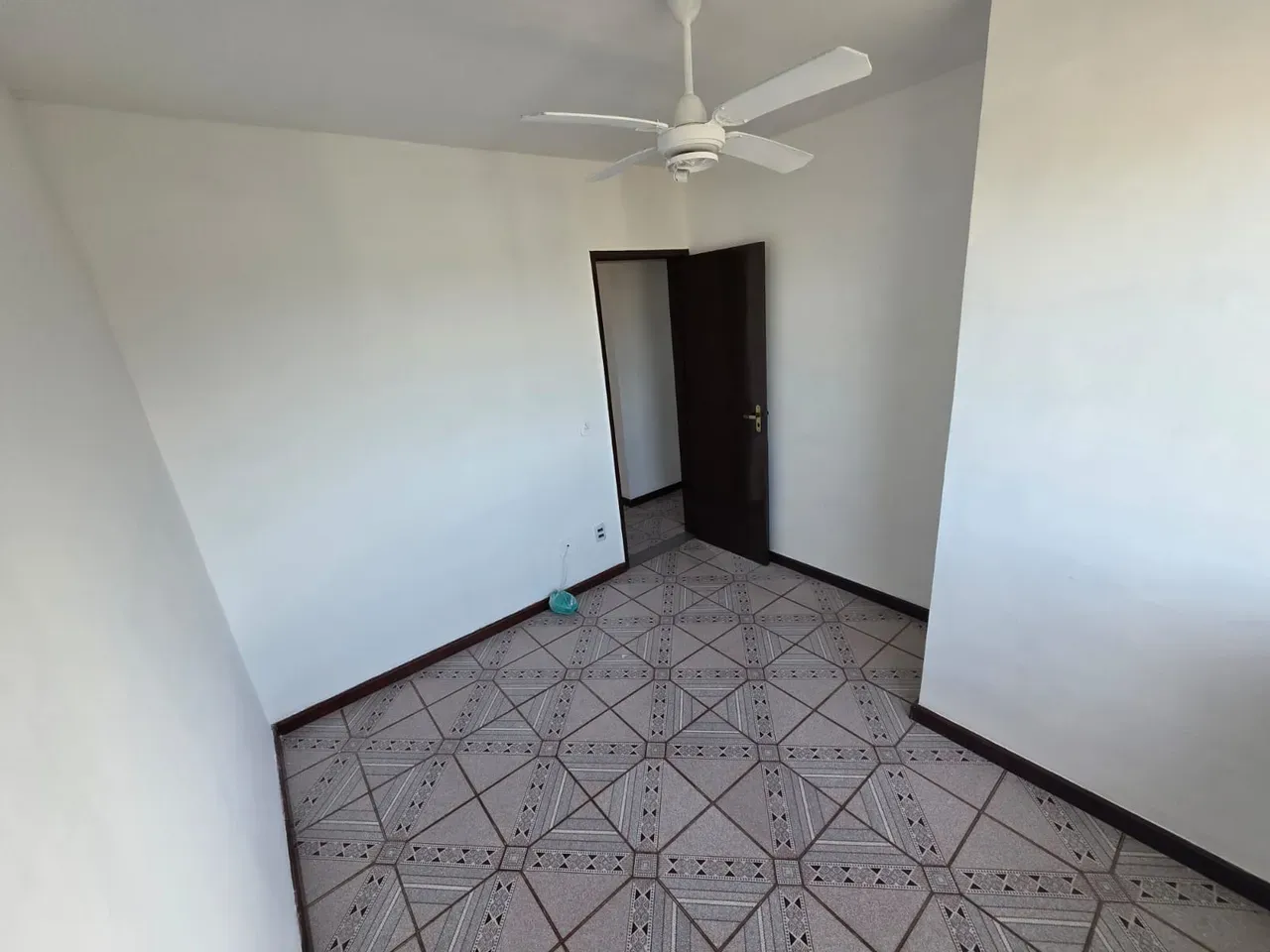 2-bedroom apartment with a mountain view — photo 4