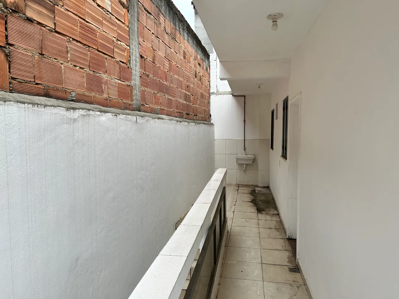 1-bedroom apartment with a separate closed kitchen — photo 7