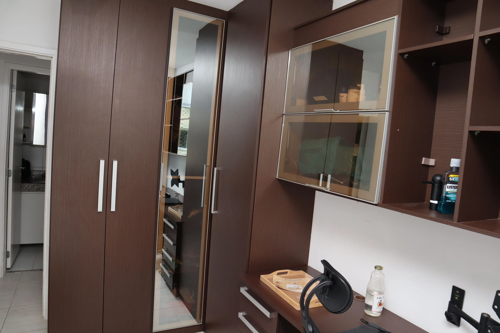 2-bedroom apartment with a mountain view — photo 25