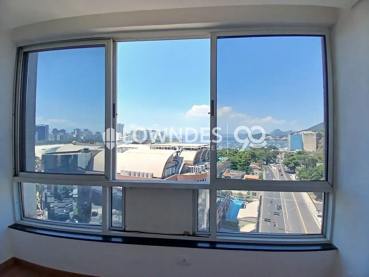 3-bedroom apartment with 1 bathroom and parking space — photo 4