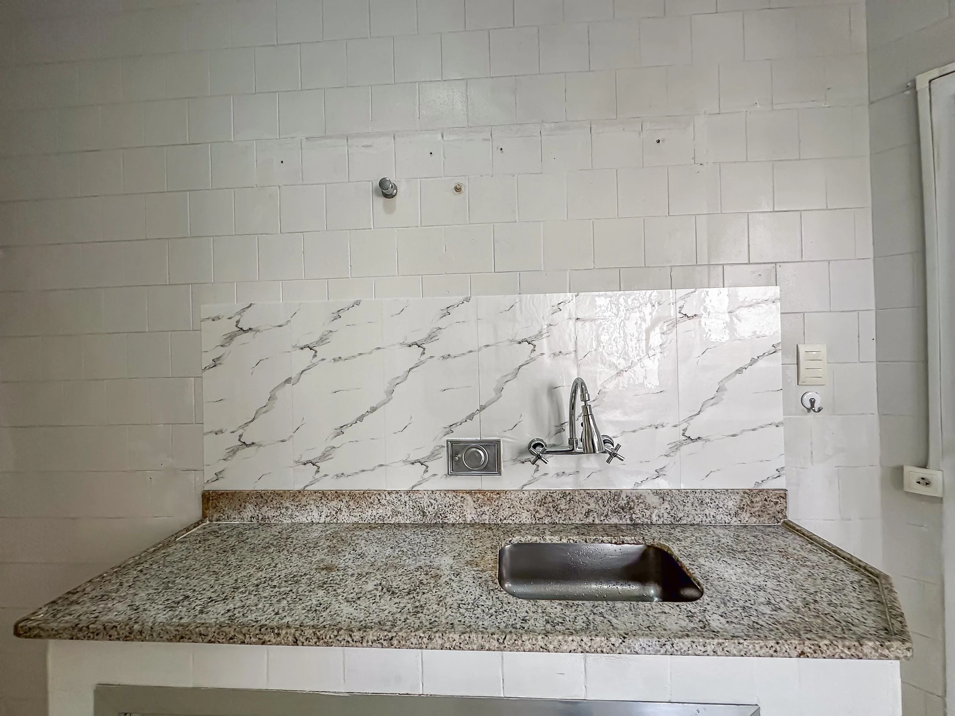 Apartment with 3 bedrooms and 2 bathrooms — photo 35