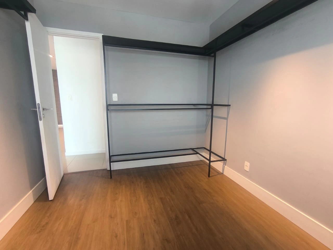 Apartment, 98 m², with a walk-in closet — photo 13