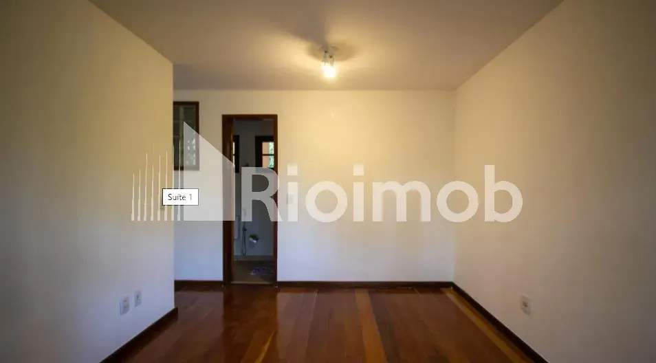 Casa de 4 dormitorios con 4 baños y parrilla embutida — photo 11