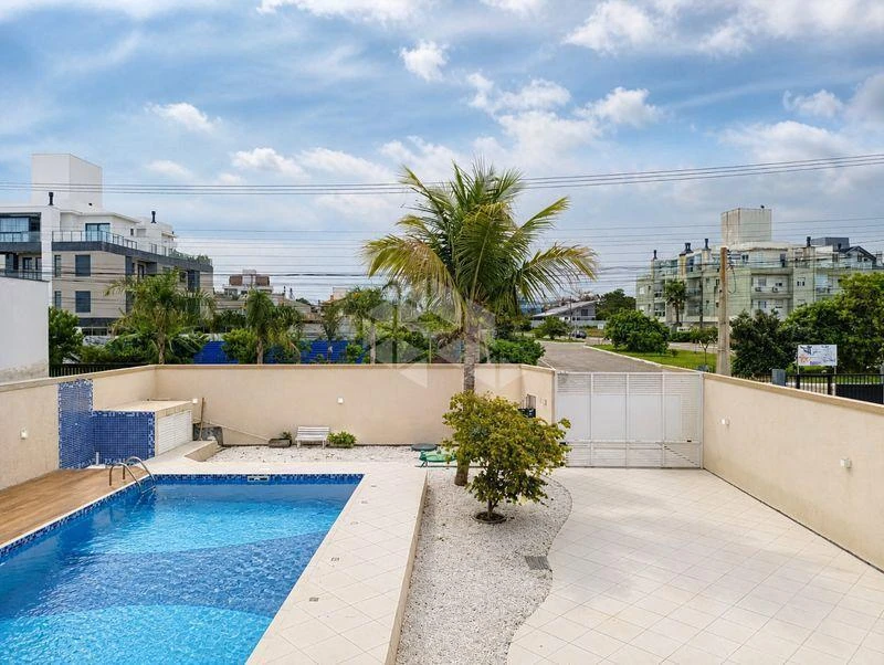 Casa de 3 dormitorios con balcón gourmet en Florianópolis — photo 6
