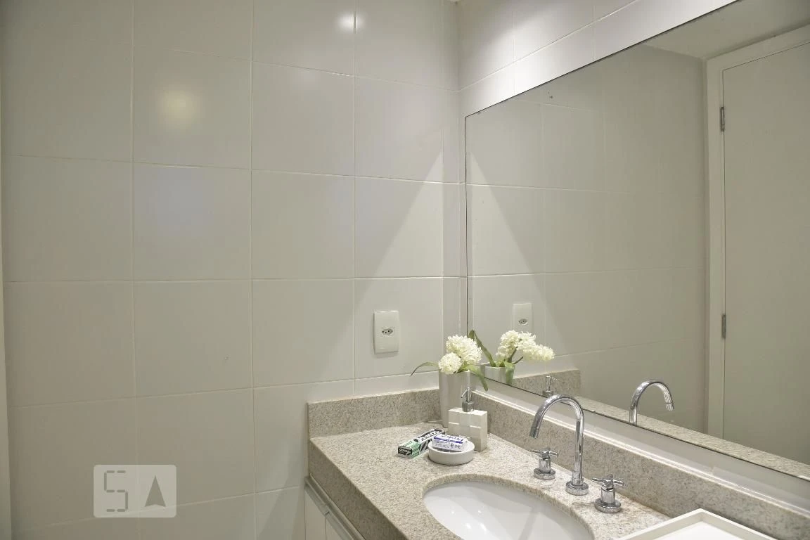 Apartamento mobiliado com 5 quartos e 2 suítes — photo 36