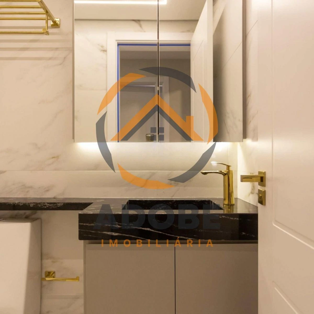 Застеклённый балкон и 3 спальни: квартира 88 м² — photo 23