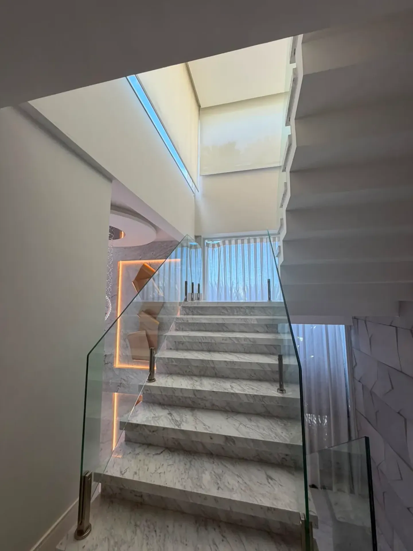 Furnished house with 5 bedrooms and 5 bathrooms, 700 m² — photo 35