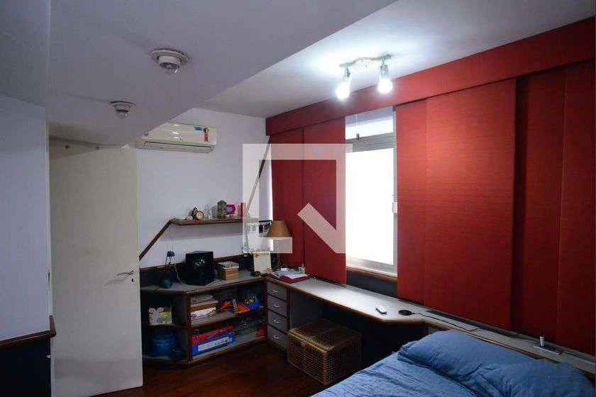 3-bedroom apartment with a home office — photo 17