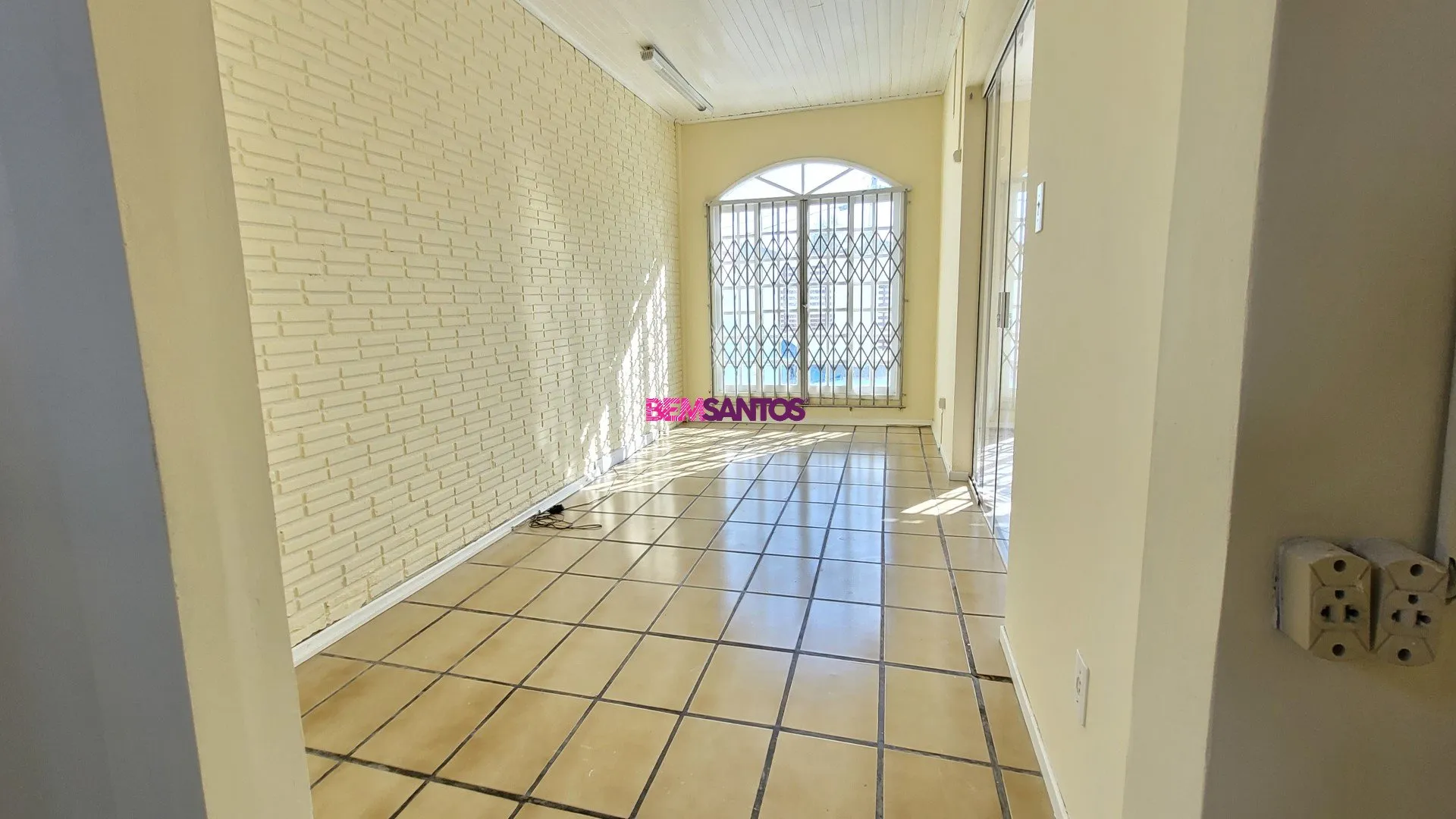 House with 3 en-suite bedrooms and private garden — photo 21