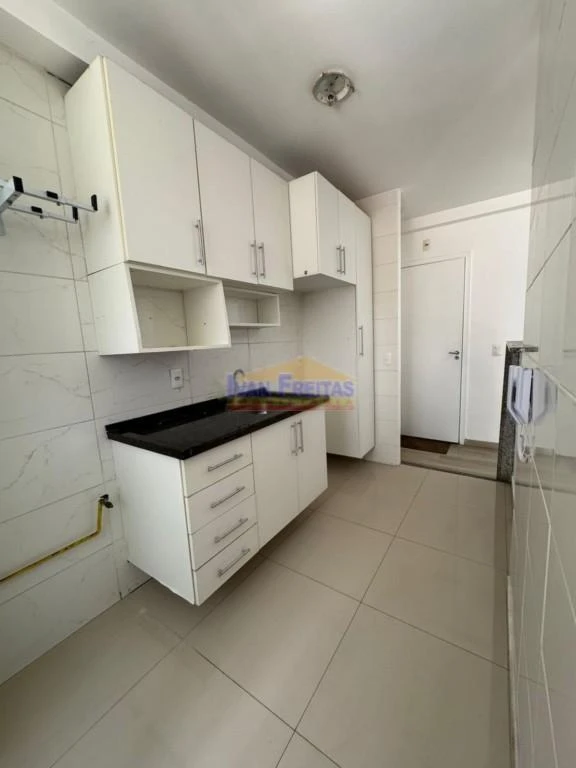 Apartamento de 103 m² com 2 quartos e varanda