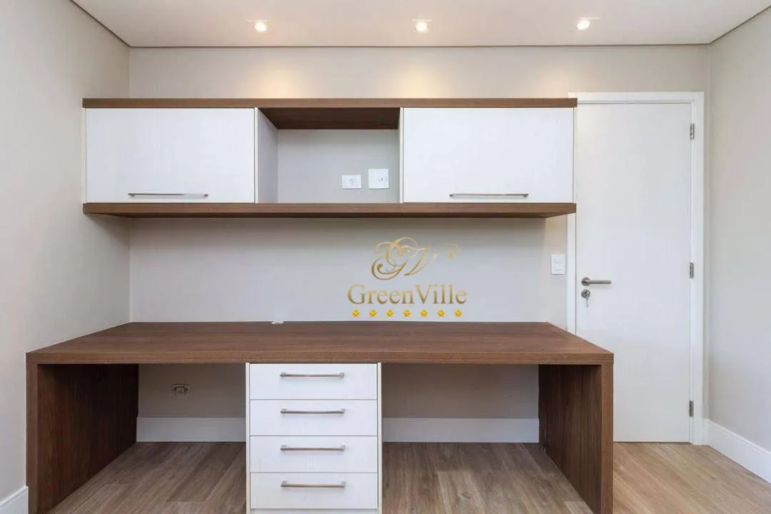 4-bedroom rental apartment with 297 m² and 3 parking spots — photo 42