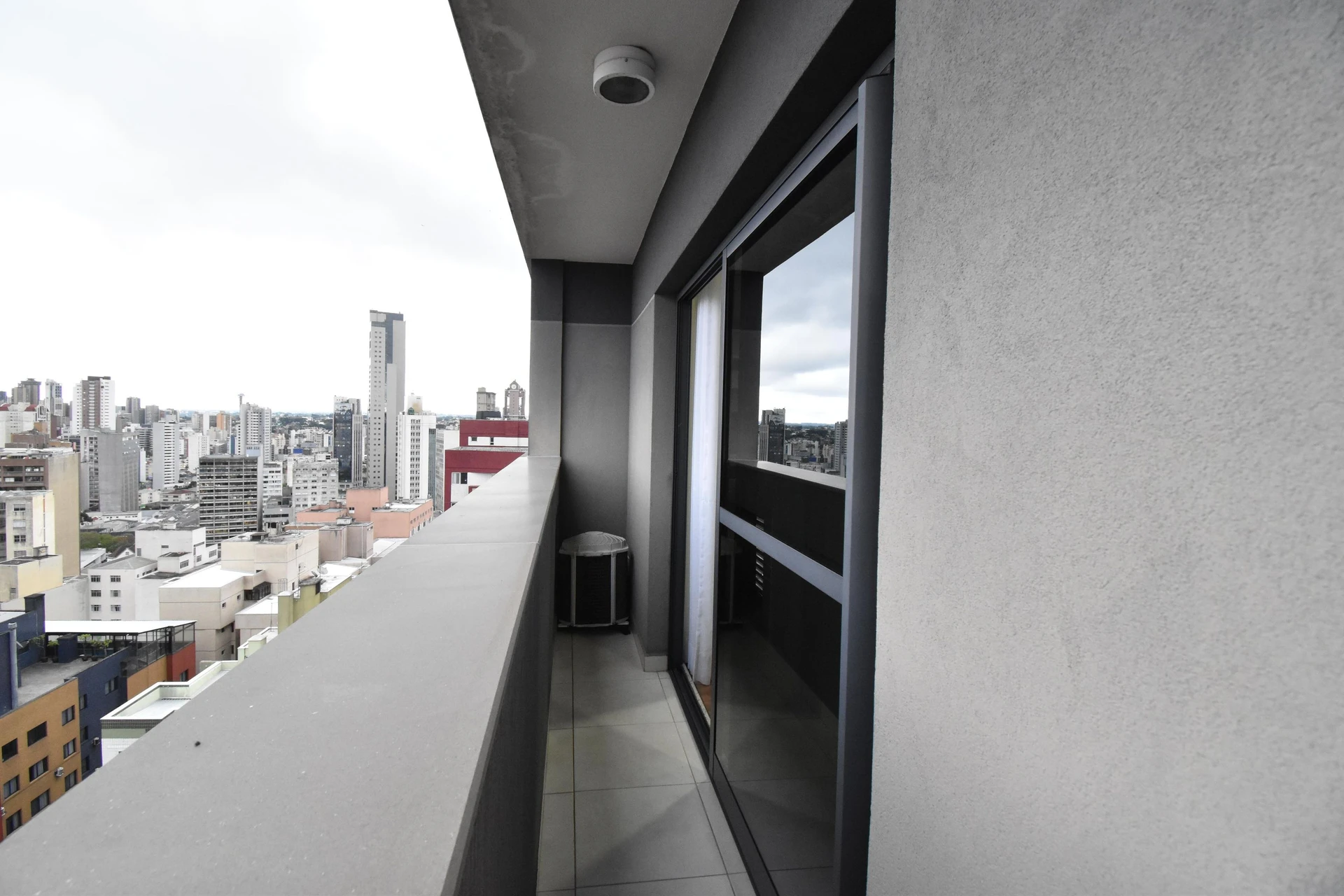 Меблированная студия 35 м² — photo 30