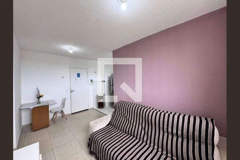 Apartamento mobiliado com 2 quartos e 1 banheiro — photo 15