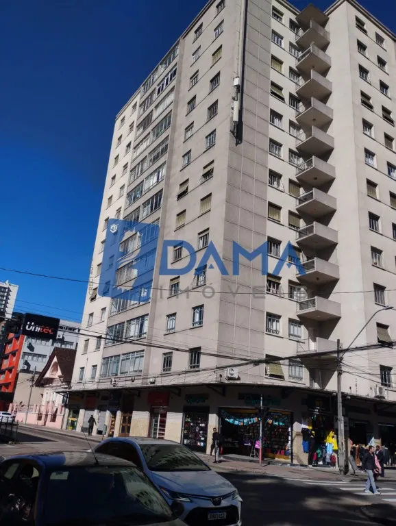 Apartamento com 3 quartos e cozinha fechada de 109 m² — photo 12