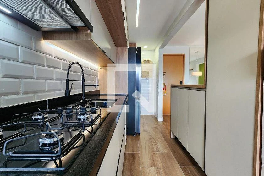 Apartment, 66 m², with a glass-enclosed balcony — photo 36