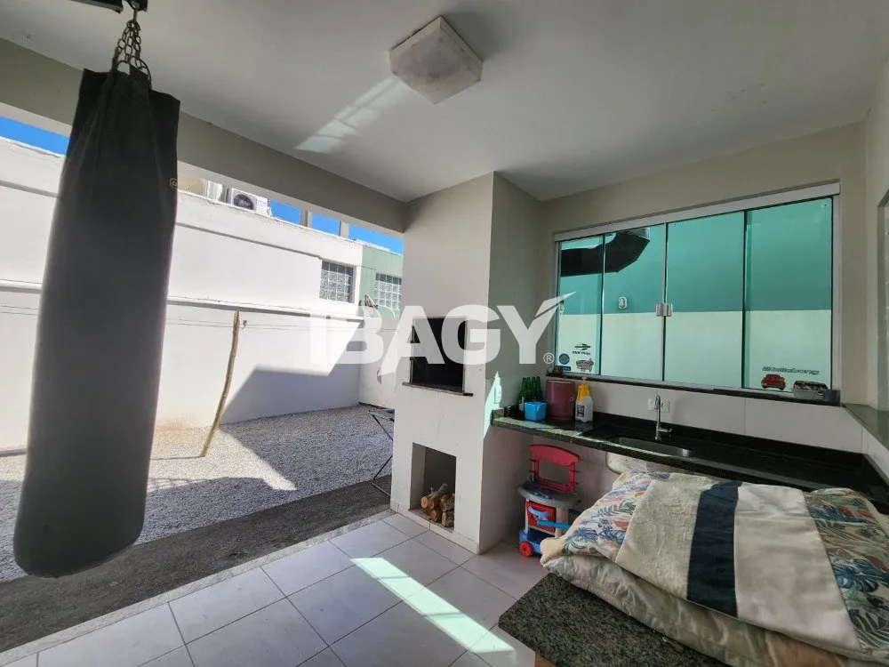 Furnished house, 157 m², with a walk-in closet — photo 25