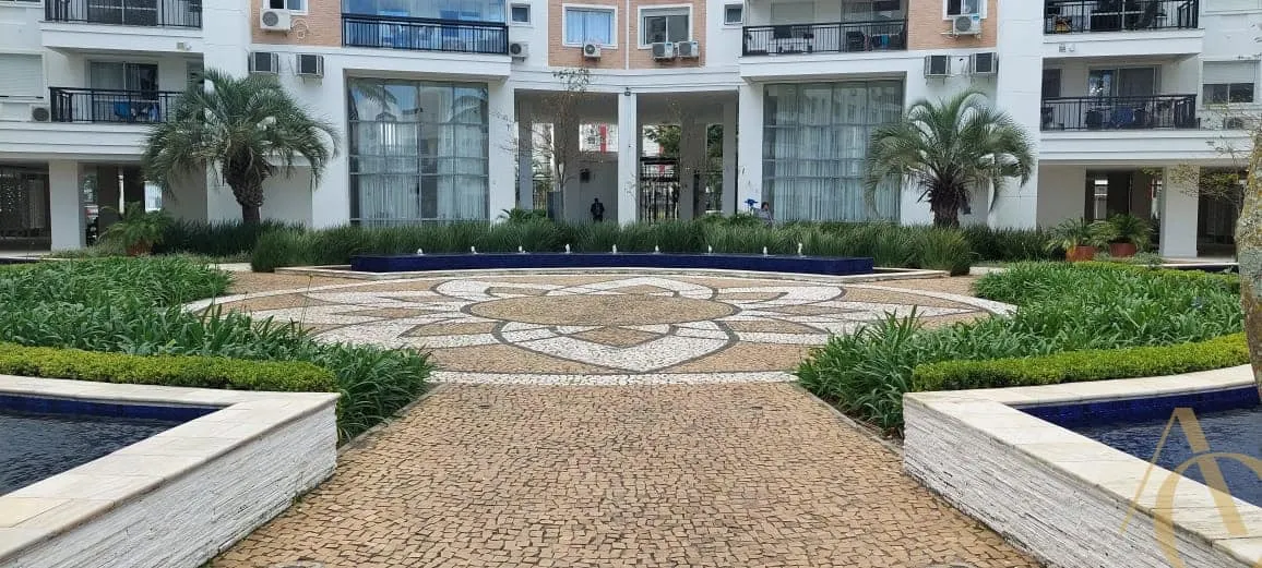 149 m² furnished apartment with a built-in grill on the balcony — photo 9