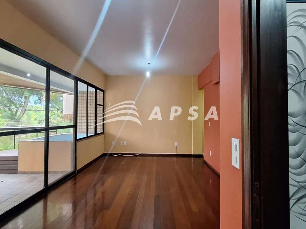 Apartamento de 200 m² com cozinha separada e 4 quartos — photo 7