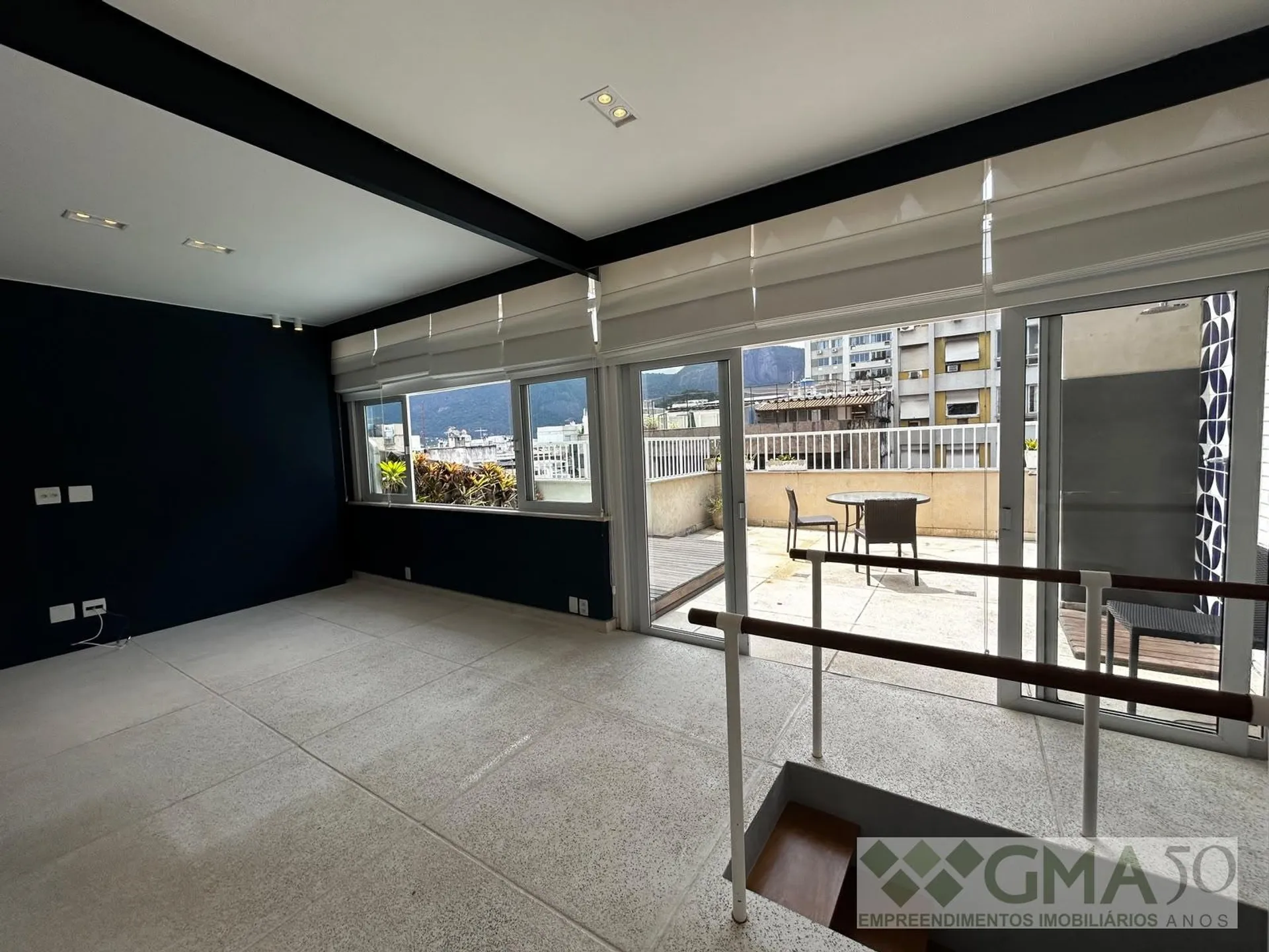 Рабочее место и 2 спальни: квартира 145 м² — photo 7