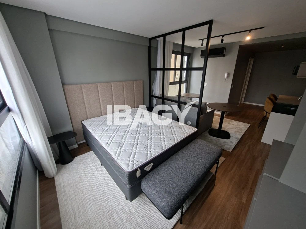 30 m² apartment with 1 bedroom and tall windows — photo 56