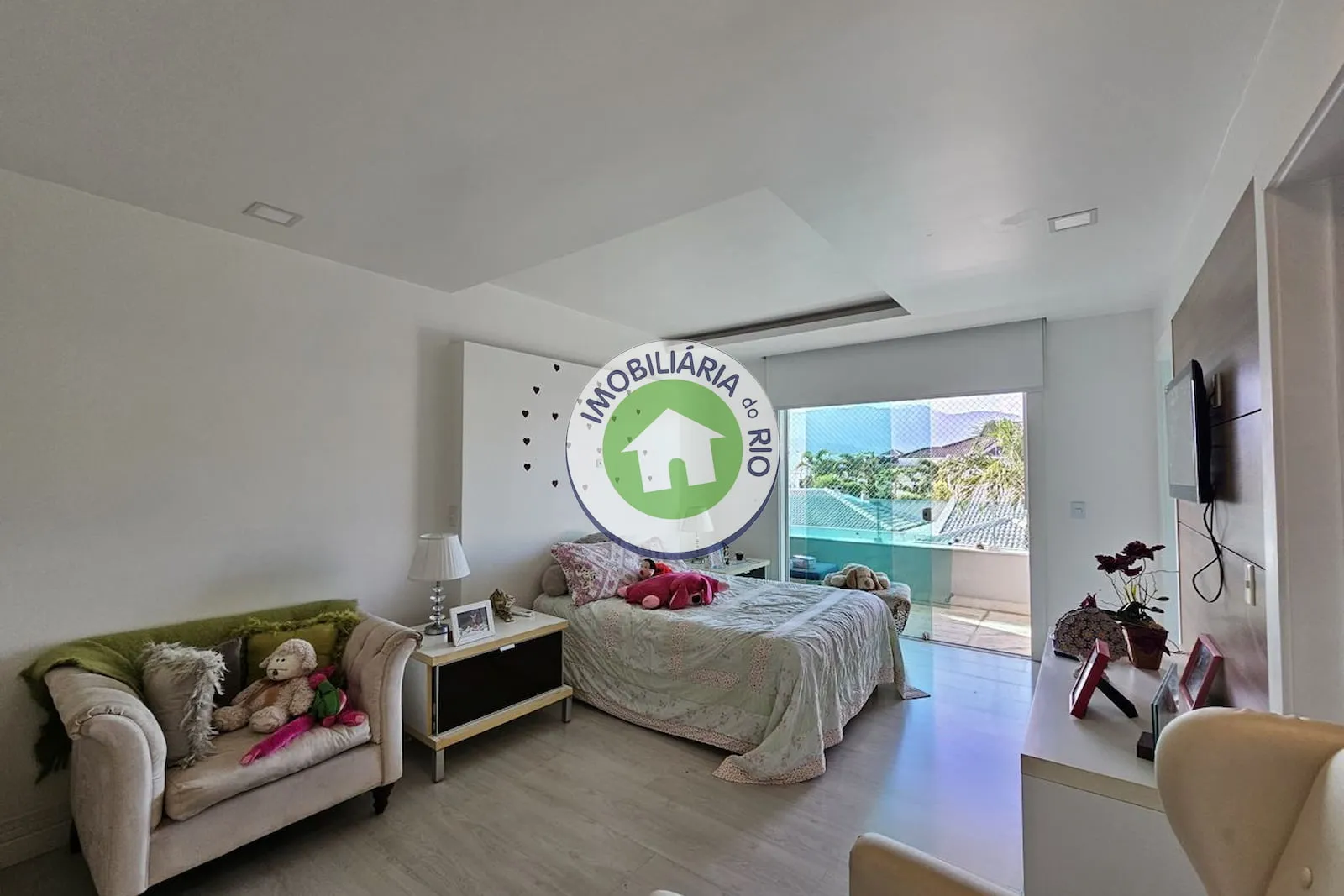 Casa com 5 quartos e 5 banheiros, cozinha fechada — photo 55