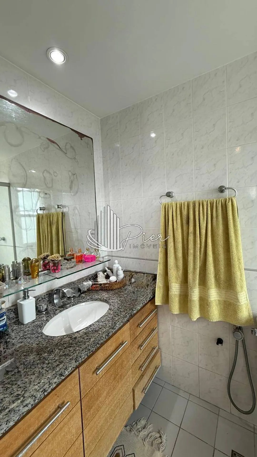 3-bedroom apartment in a building with a heated pool — photo 25