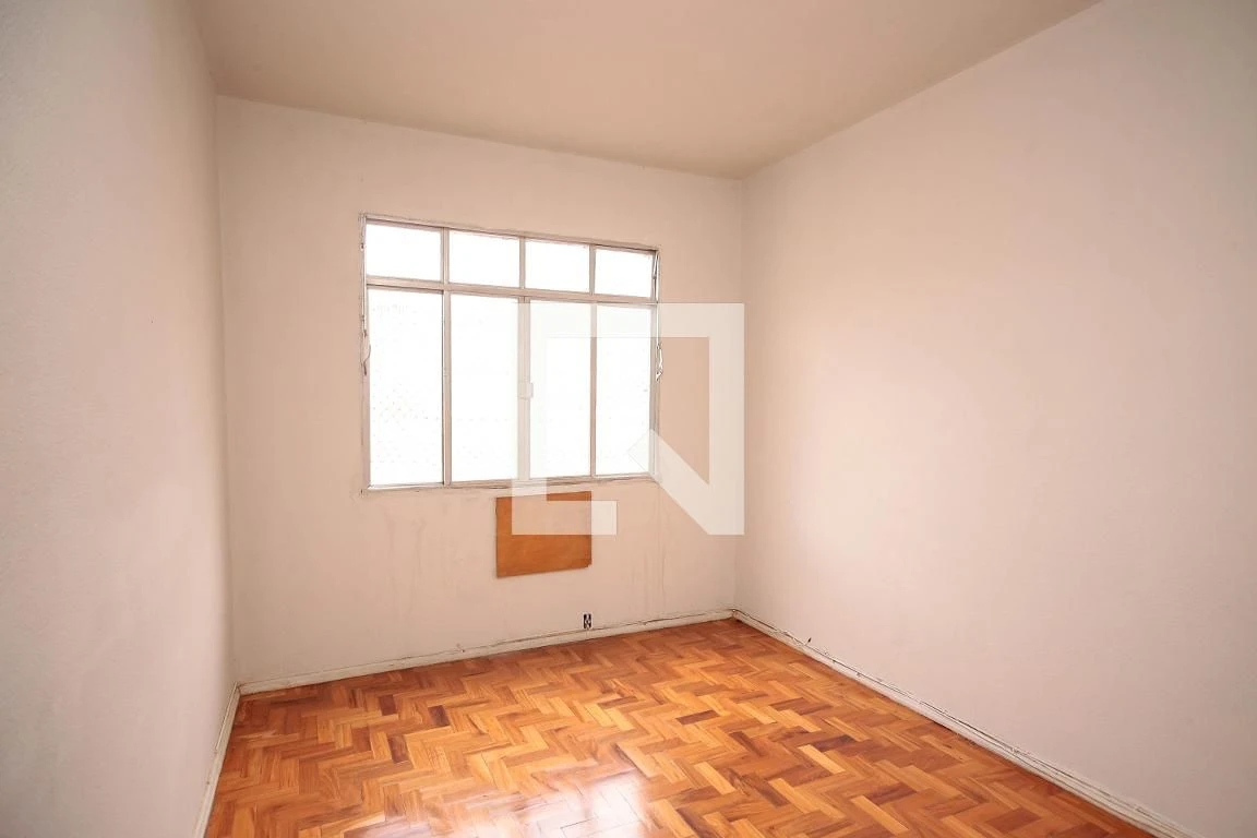 Apartment, 78 m², with wood or laminate floors — photo 7