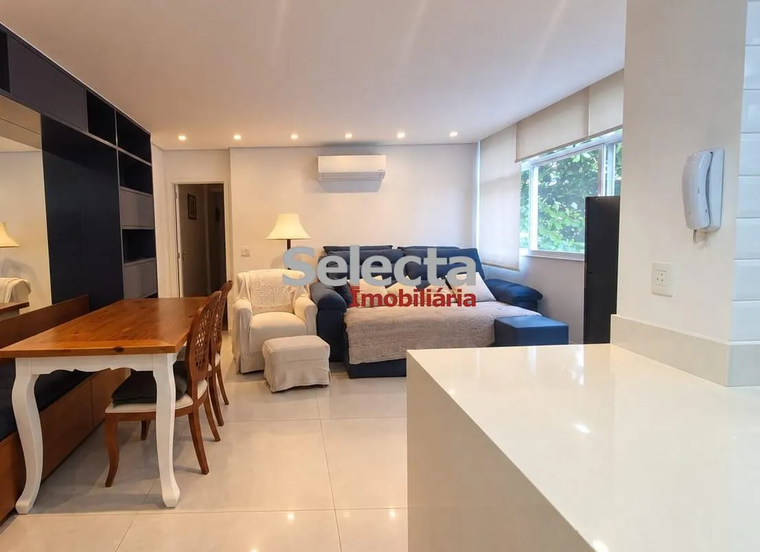 100 m² apartment with 3 bedrooms and a fireplace