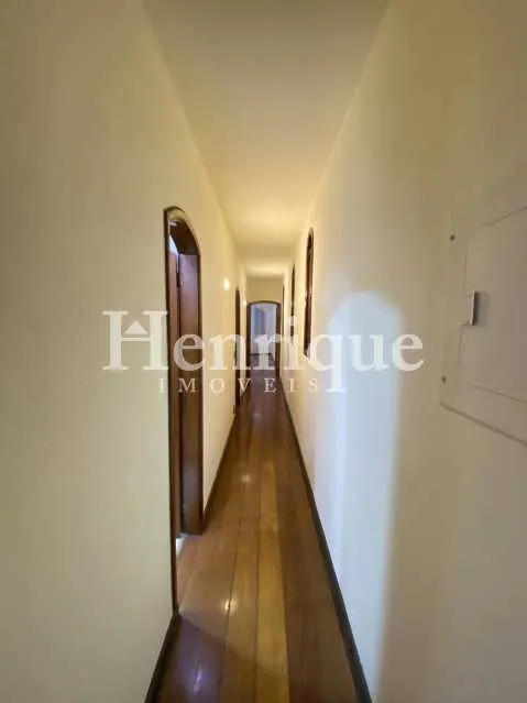 Casa de 4 dormitorios con vestidor — photo 20