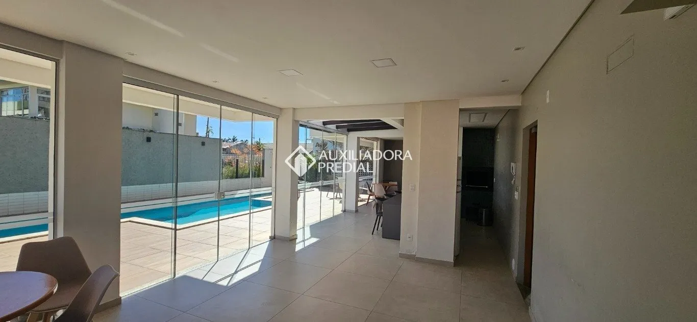 3-bedroom apartment with a private pool in Florianópolis — photo 41