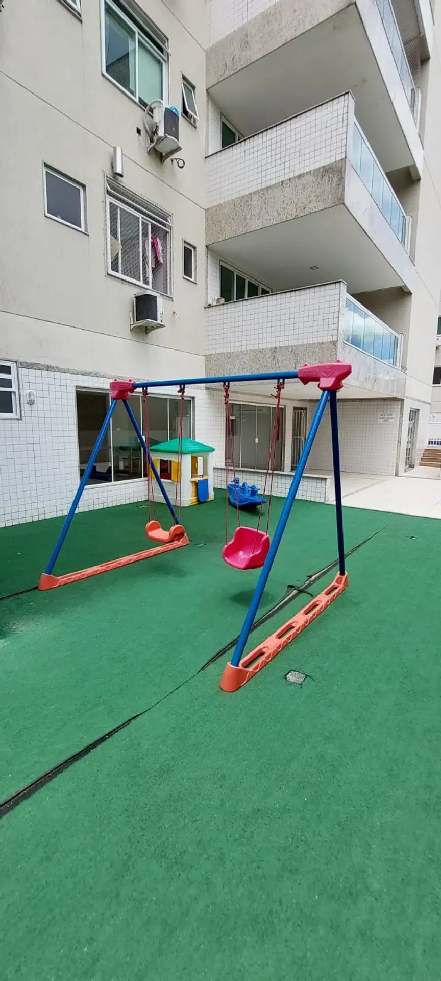 260 m² duplex with 3 bedrooms and 4 bathrooms — photo 32