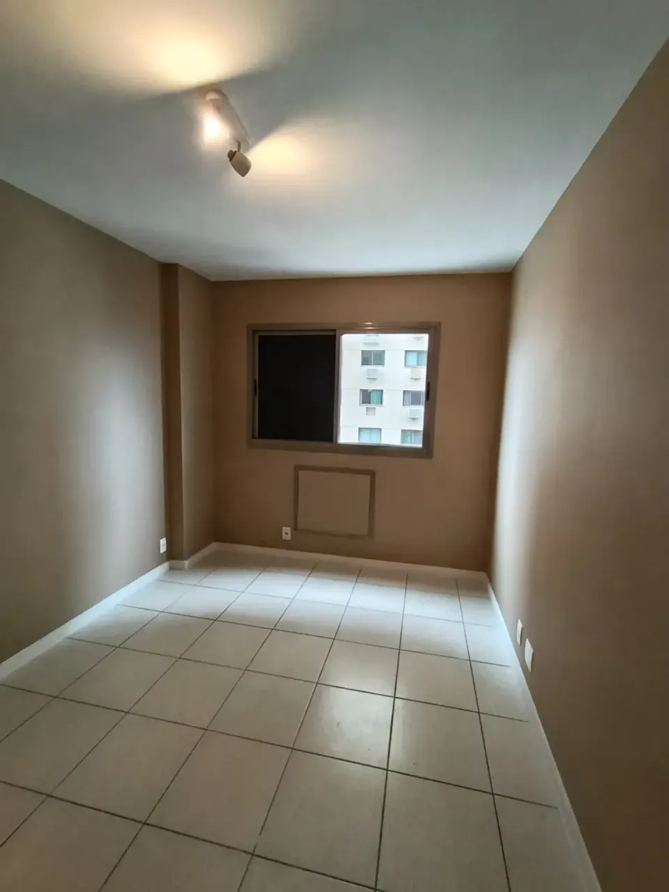 Apartment with 2 bedrooms a balcony and 1 parking spot — photo 6