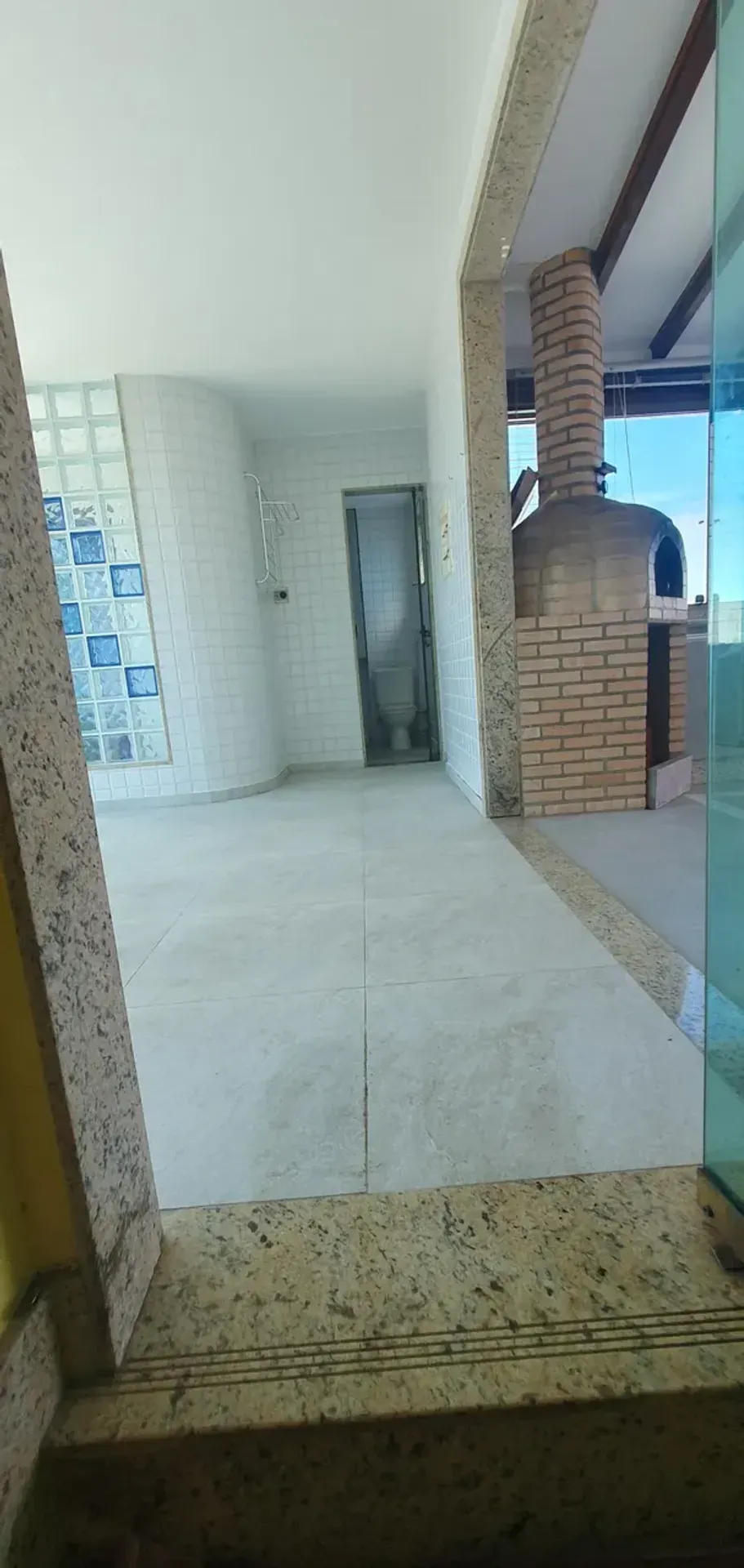 Duplex penthouse with 381 m² and a built-in grill balcony — photo 15