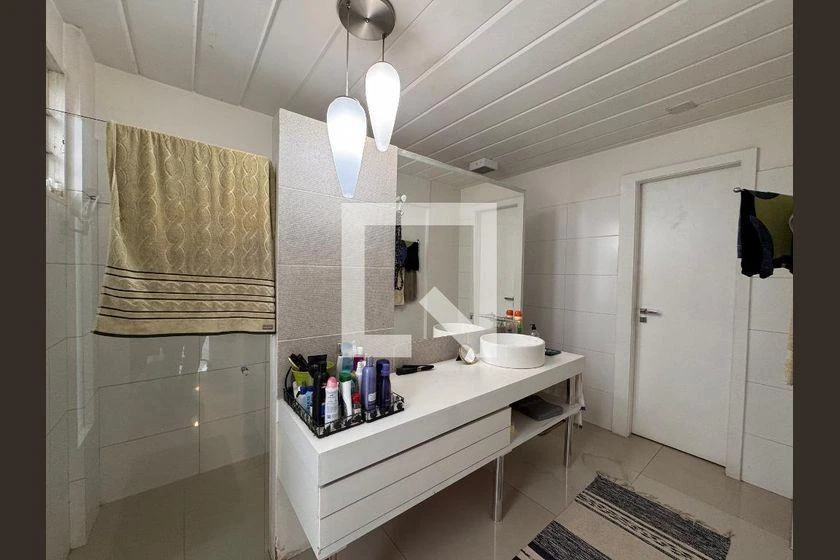 Casa amueblada con 3 suites y cocina abierta — photo 40