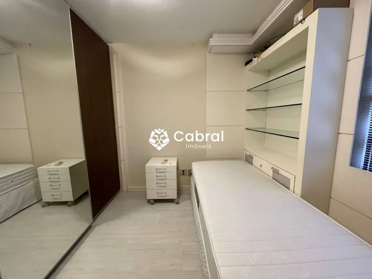 Casa com 3 dormitórios, suíte e jardim privado — photo 28